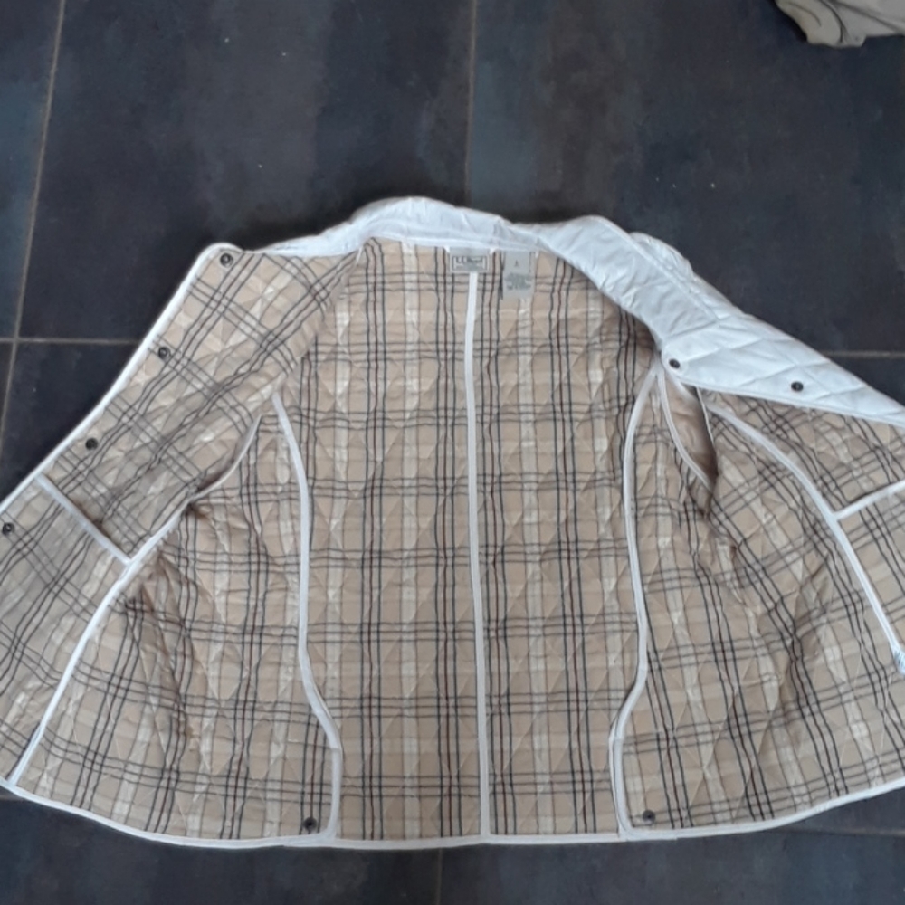 L.L. Bean jacket - Picture 2 of 3